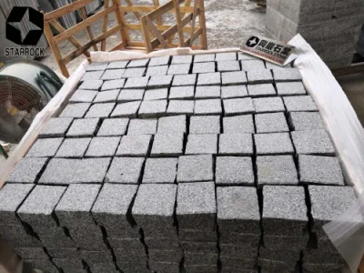 Pavé de pavé de granit gris de Chine fendu naturel de pierre de cube G654 pour les allées